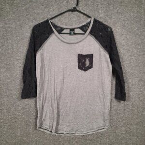Empyre Women's Size Small Gray Shirt Top With Black Lace 3/4 Sleeves